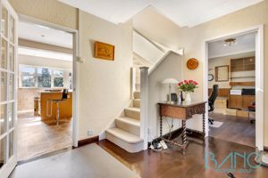 Photo 17- click for photo gallery